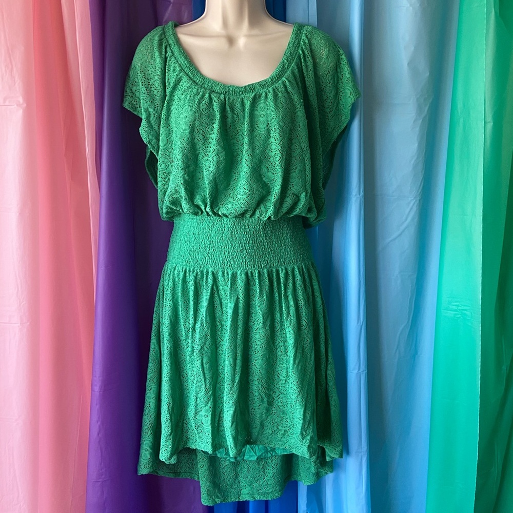 Leifnotes Green Dress